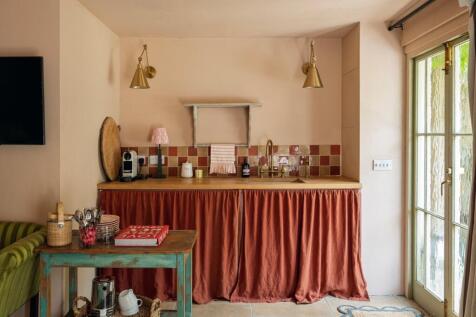 Studio/Guest Suite