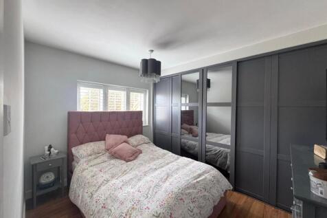 WhatsApp Image 2025-06-10 at 11.38.18_feff1606.jpg