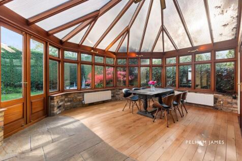 Conservatory, Westwood Park Road, Peterborough