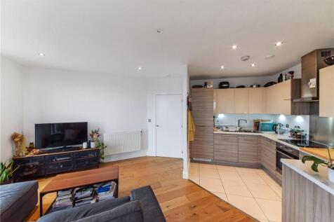 Reception/Kitchen
