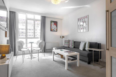 A bright and spacious, beautifully presented one-bedroom flat located in the heart of Bayswater, in the award-winning Hallfield Estate (Green Heritage Accreditation)