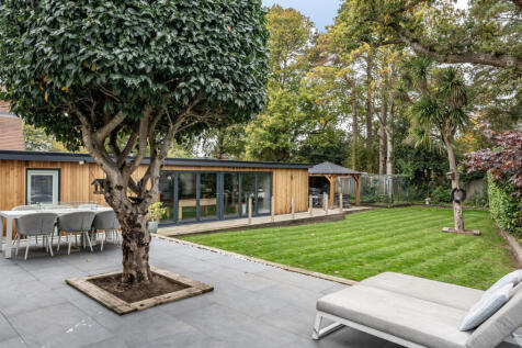 1368780-3-68f1263...