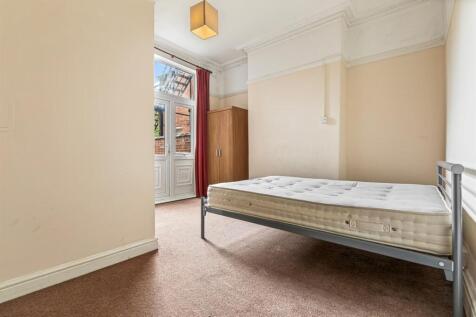 GROUND FLOOR BEDROOM TWO