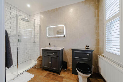 5 bed, 3 bath Detached in Birmingham - Photo 28