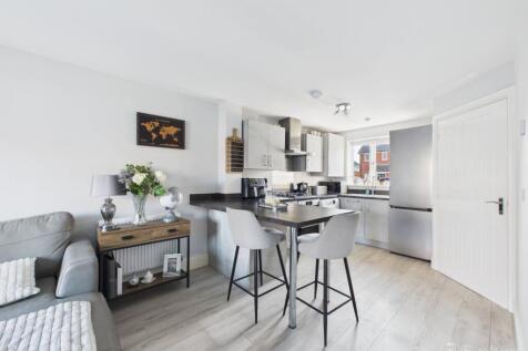 Open plan kitchen living room- Mark Stephens EweMo