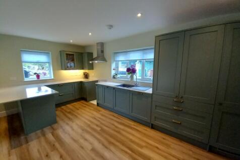 ANNEXE KITCHEN