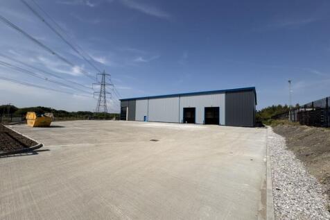 Distribution Warehouse to rent in normanton