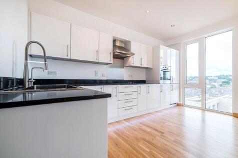 A two bedroom flat to rent in Greenwich's latest development AVAILABLE FROM 18TH SEP 2026 This outstanding fourth floor, two bedroom flat will without a shadow of a doubt appeal to all who see it. It