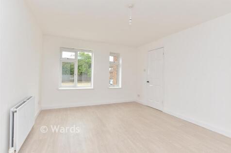 Lounge/Dining Area