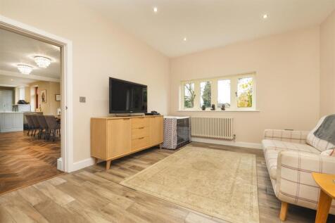 Upper Church St, Ashby