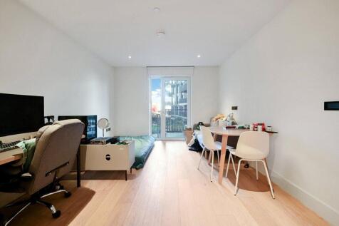 Cassini Apartments