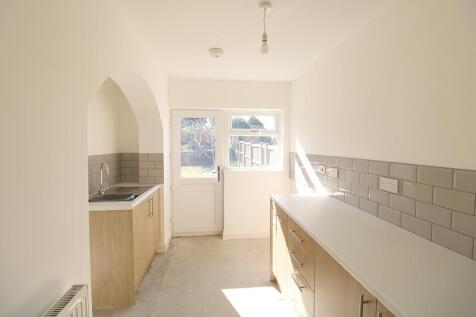 KITCHEN 2.jpg