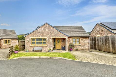 2 Ullesby Gardens