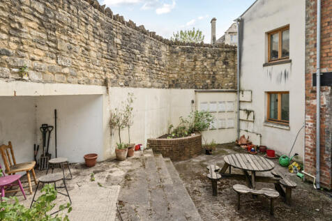 14-6821d5e209273-...