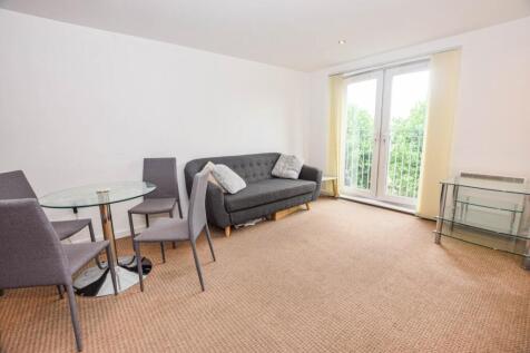 DEPOSIT FREE OPTION AVAILABLE | AVAILABLE 7TH AUGUST | FULLY FURNISHED | SECURE PARKING AVAILABLE | JULIETTE BALCONY | BILLS PACKAGE AVAILABLE FOR STUDENTS AT ADDITIONAL COST Platt House is located ne