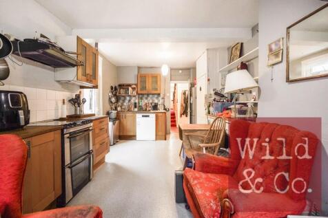 Mildenhall Road - wiESa652T7Hz8kk4YMy7.jpg