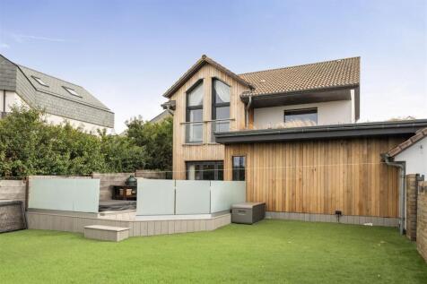 Rear Elevation & Garden