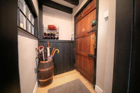 Entrance porch