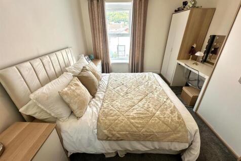 20250903_143940000_iOS 5.jpg