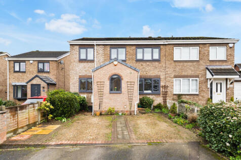 4 Bedroom Semi Detached for Sale