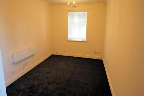 Lounge1.jpg