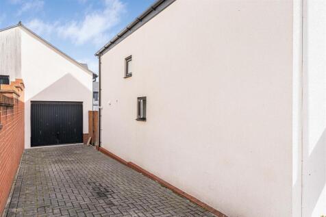 Garage and Private Driveway.jpg