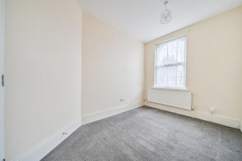 1345023-7-68af7bf...