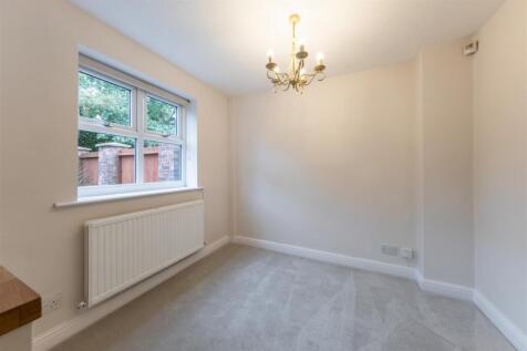 11 Brookfield Close-004.jpg