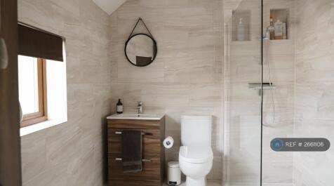 Toilet/Shower Room