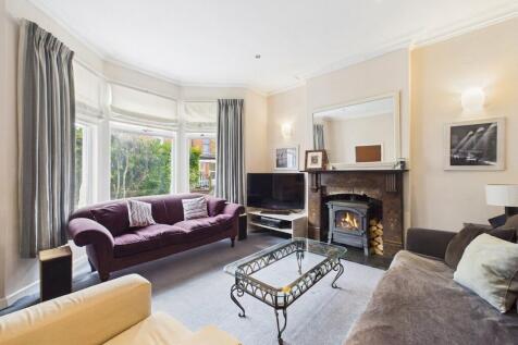 Lounge (Virtually Furnished)