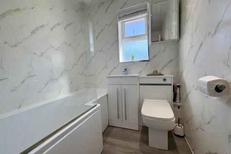 WhatsApp Image 2025-09-29 at 12.17.59_a782ea4d.jpg