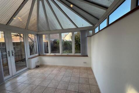 WhatsApp Image 2025-12-19 at 14.30.30.jpeg