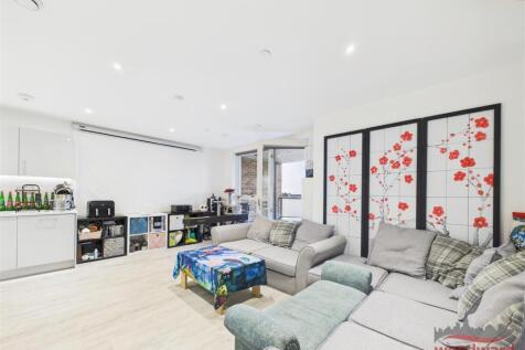 Living Area/Kitchen