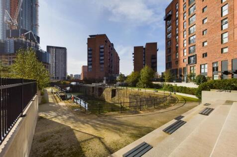 CAM01231G0-PR0080-STILL031