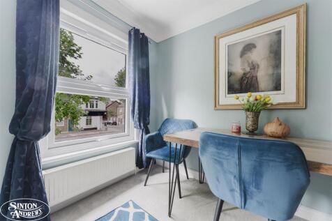 27 Station Dining.jpg