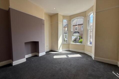 1 Bedroom Flat in YO10 4BA