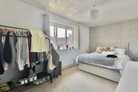 FullSizeRender (3...