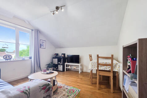 Stunning One Bedroom Flat