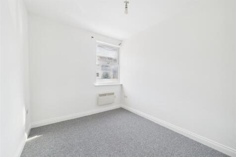 84 - 86 Stapleton Rd St Jude's, Bristol BS5 0PW |