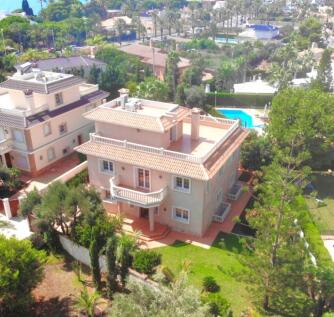 Cabo Roig Villa