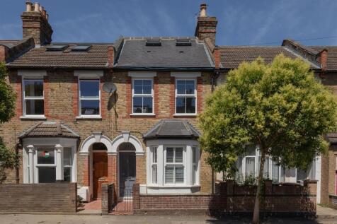 Carlton Road, E17
