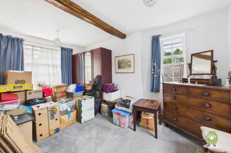 Bedroom 2 at the rear - Charlotte Thomasson Ewemov