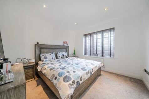 1384298-15-6926de...