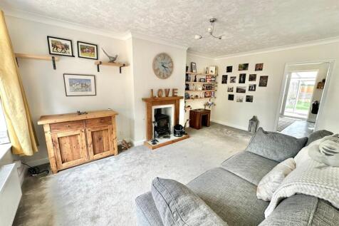 Through Lounge Diner