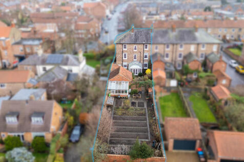 2 Langton Road (Exterior) (1 of 1)