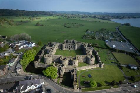 Exterior - 2 Bulkeley Terrace, Beaumaris-20.jpg