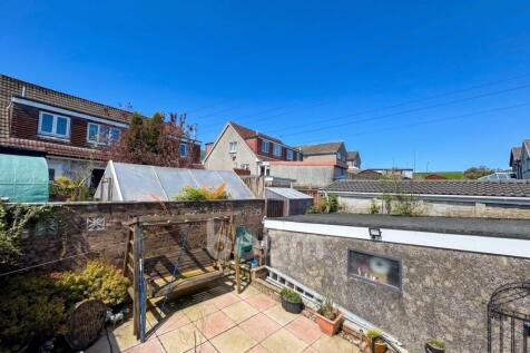 Herriot Avenue, Kilbirnie rear garden picture