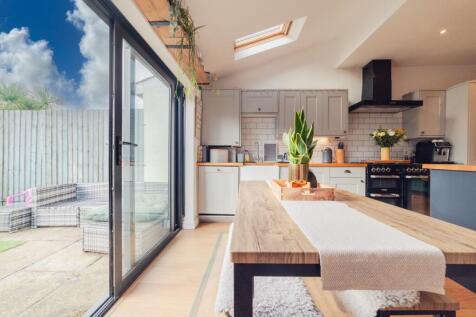 Award-winning Media team on EVERY Listing_25