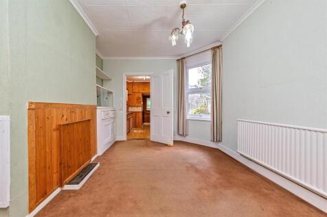 130BramptonRoad-9.jpg