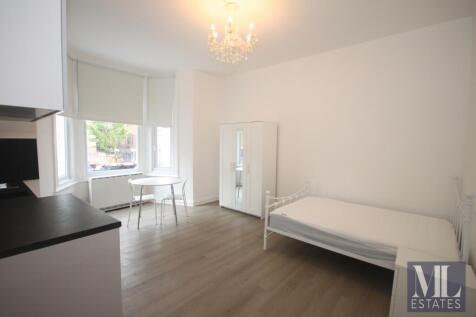 We are delighted to offer this fabulous newly refurbished studio apartment, ideally situated in the heart of Cricklewood, NW2. Finished to a high standard throughout, the property boasts attractive wo